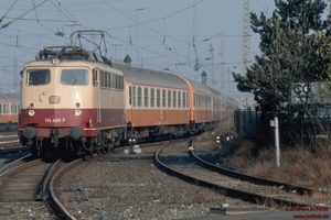 D18099 114 499