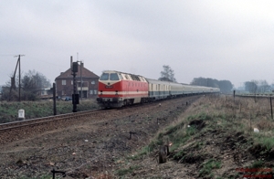 D18135 119 122