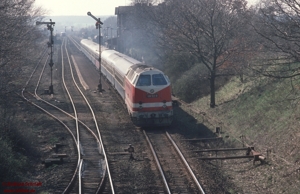 D18158 119 122