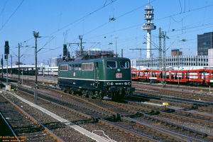 D25581 151 037