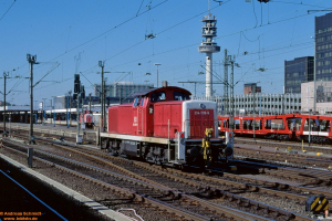 D25589 294 098