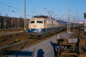 D25716 110 482