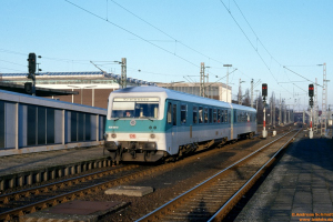 D25720 628 591